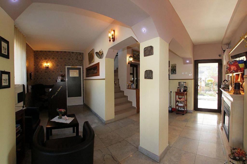 Pensiunea Pedro Cluj-Napoca Exterior foto